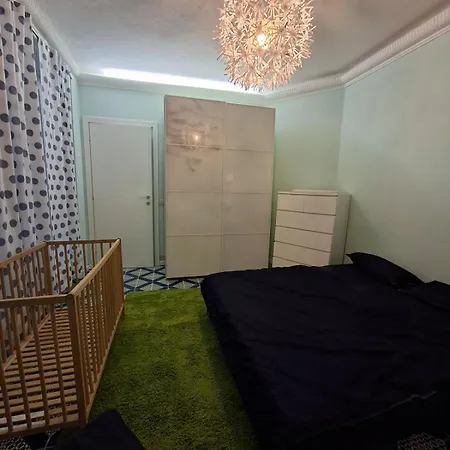Grande Con Giardino Apartment *