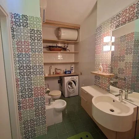 Grande Con Giardino Apartment